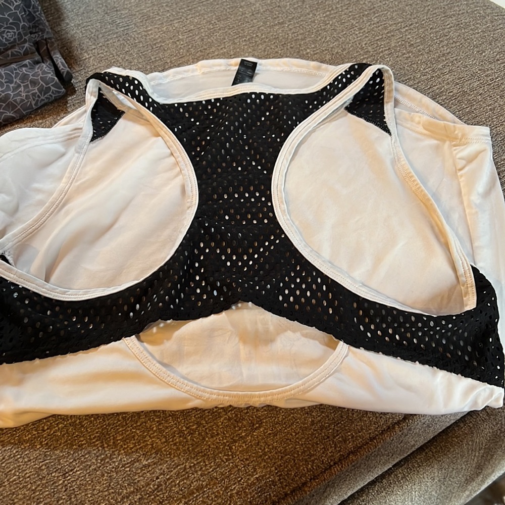 Adidas Tank - Picture 2 of 2